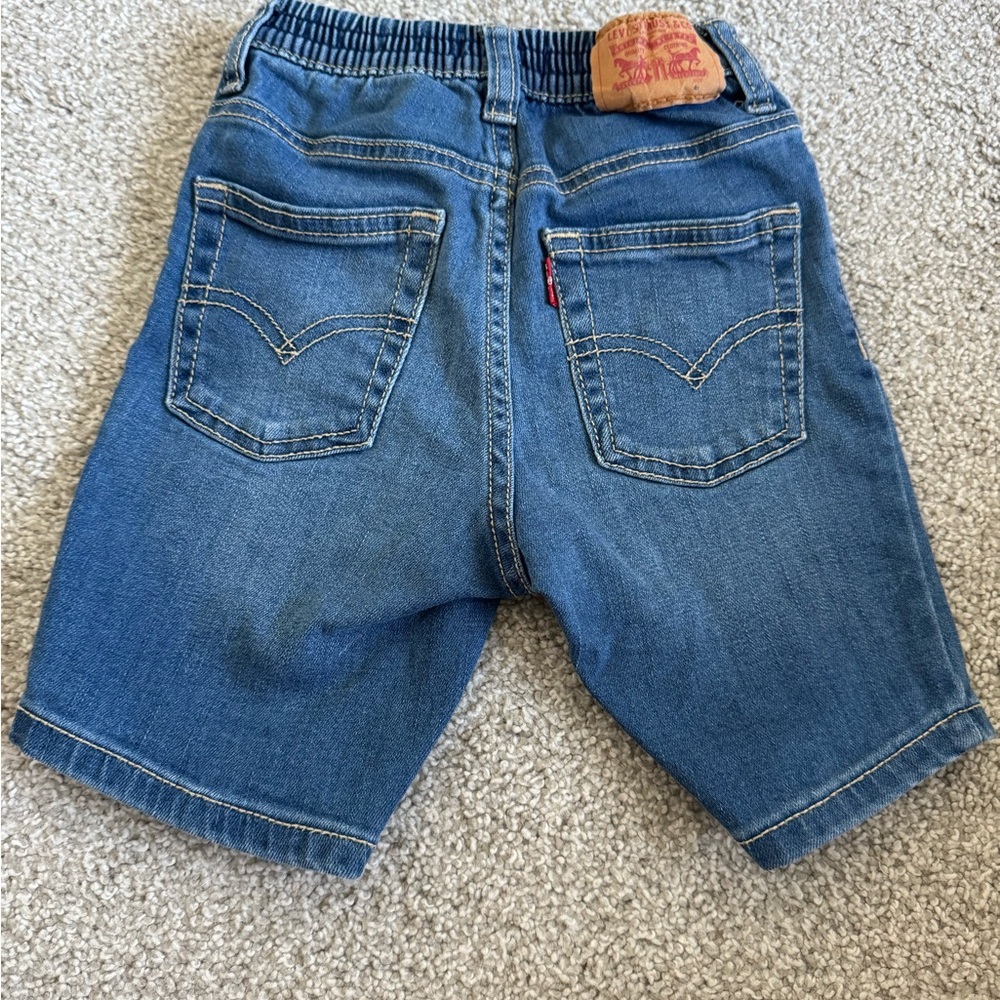 Levi shorts
